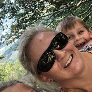 Meet your Posher, Christy
